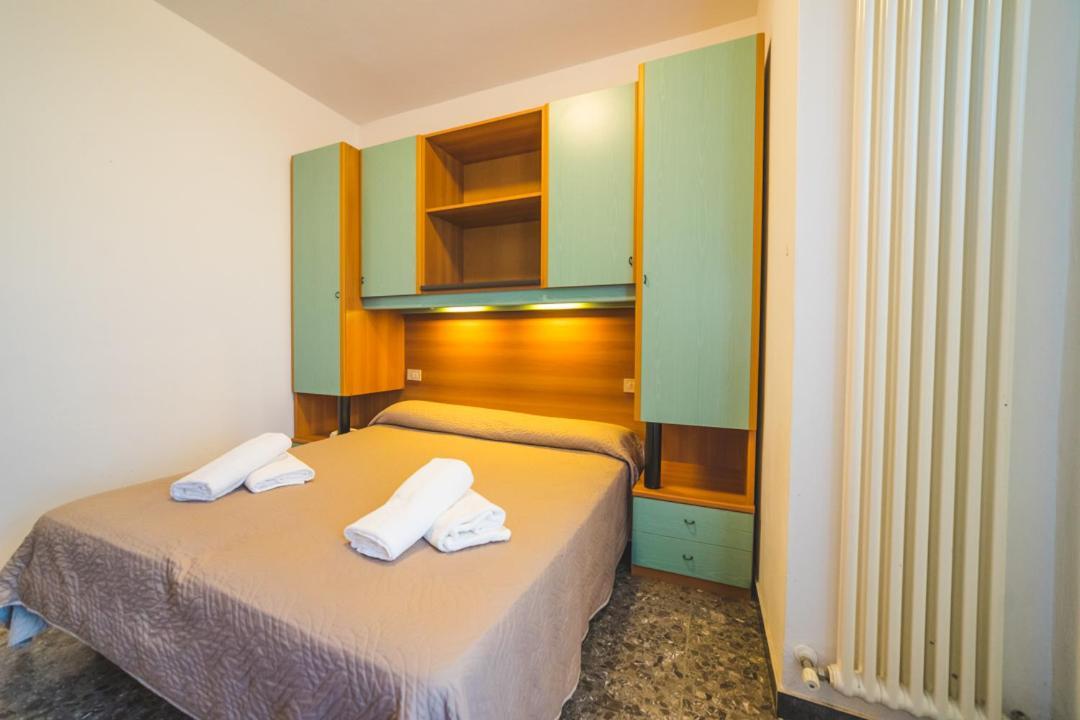 Hotel Grand Prix Sottomarina Exteriör bild
