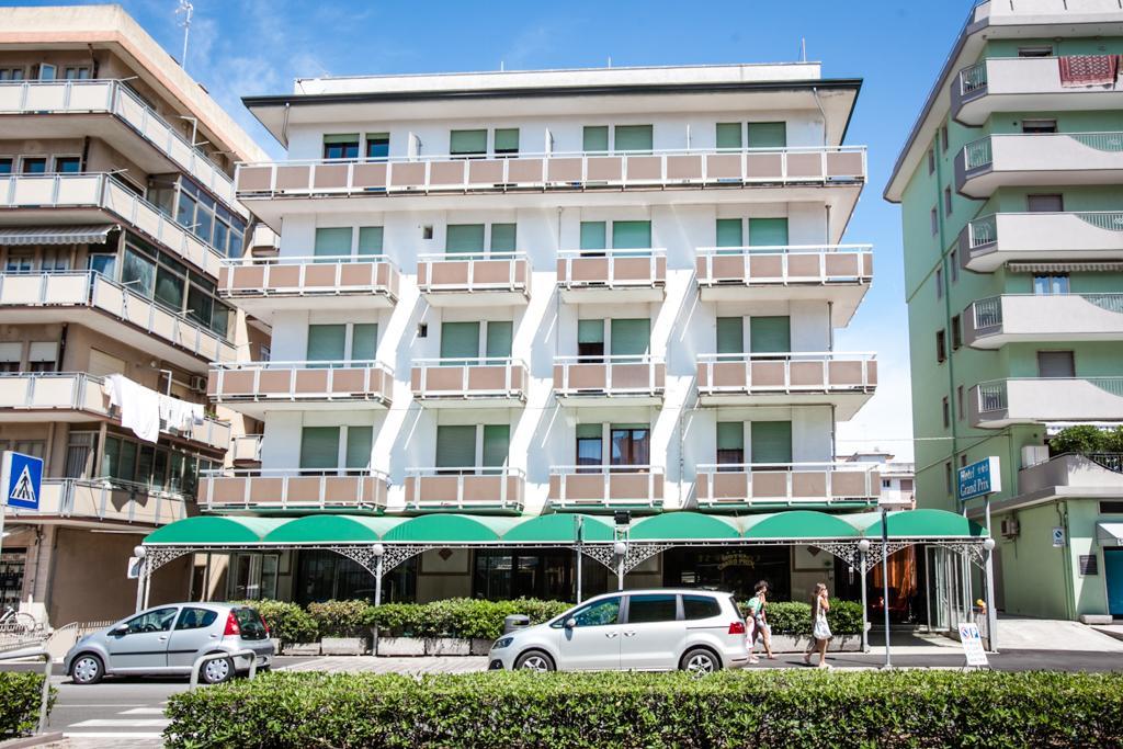 Hotel Grand Prix Sottomarina Exteriör bild